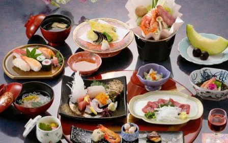 Bí quyết giữ nhan sắc "trẻ mãi không già” của phụ nữ Nhật Bản: Đơn giản tới mức ai cũng làm được