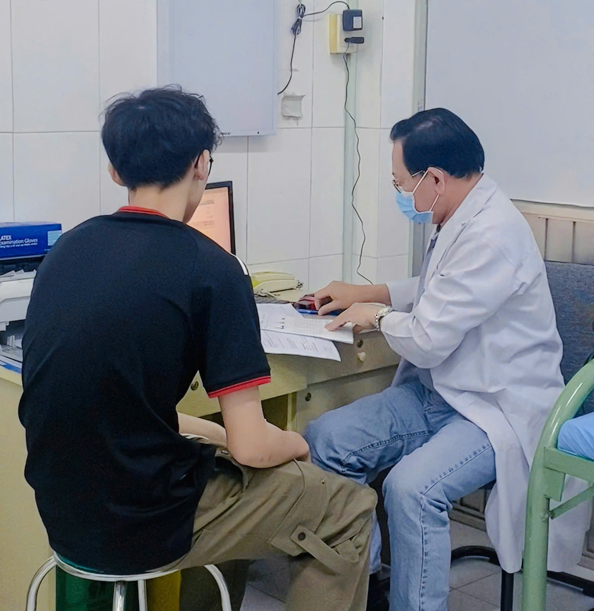 DR TRẦN CẢNH ĐỨC